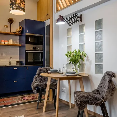 Warm And Cozy Hideaway In The Heart Of The * Boedapest