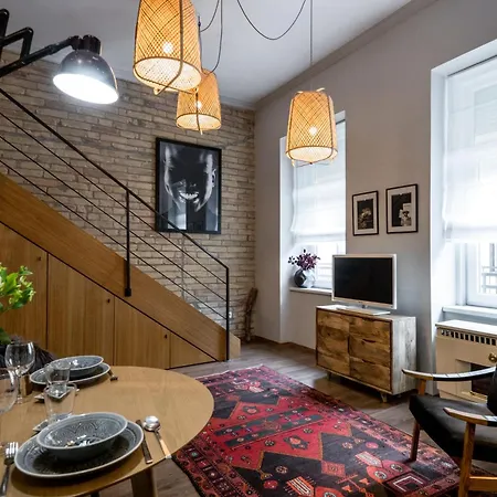 Appartement Warm And Cozy Hideaway In The Heart Of The Boedapest